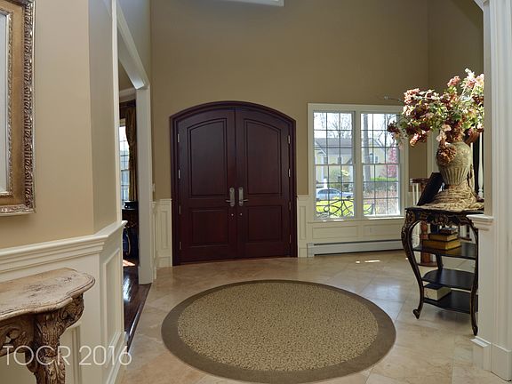 3rd image of 711 Birchwood Dr