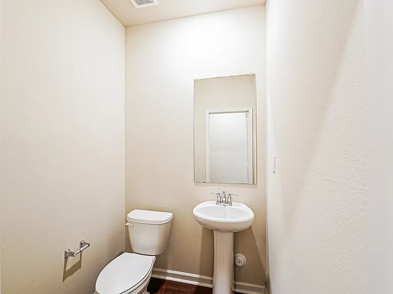 6061 Rainbow Row — Photo 18