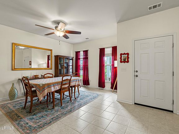 3rd image of 24 Seneca Way