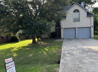 374 Lake View Dr, Montgomery, TX 77356