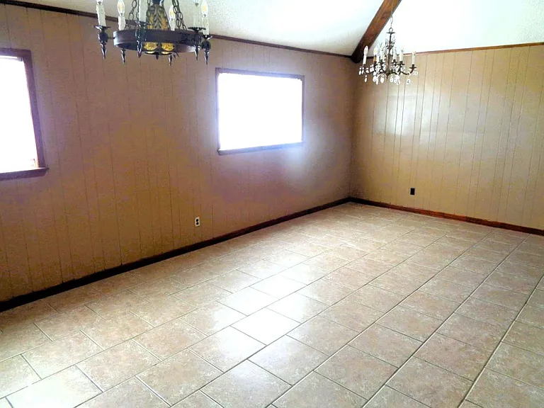 3711 McConnell Ave — Photo 6