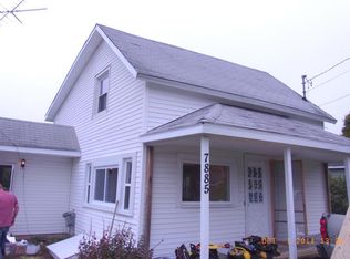 7885 Cedar St, Vanderbilt, MI 49795