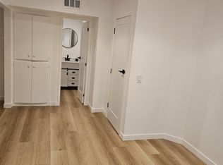 18804 Mandan St APT 807, Santa Clarita, CA 91351