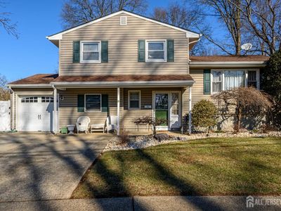 19 Kester Dr, Edison, NJ, 08817