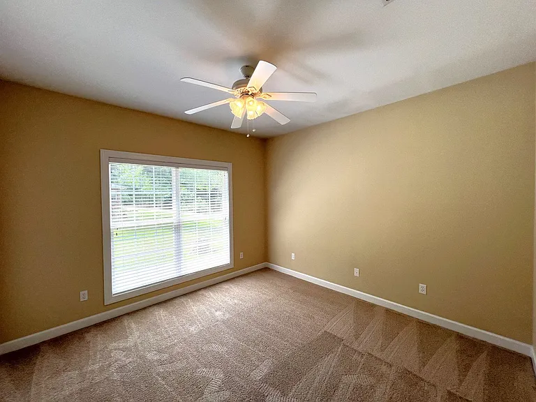 123 W Edgewood Dr — Photo 13