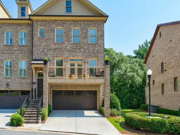 3130 Chestnut Woods Dr, Doraville, GA 30340
