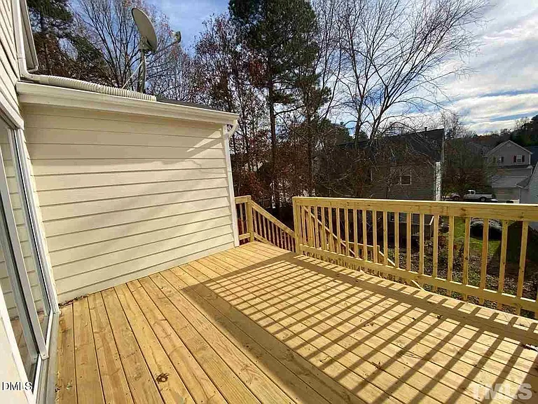 2725 Sterling Park Dr — Photo 17
