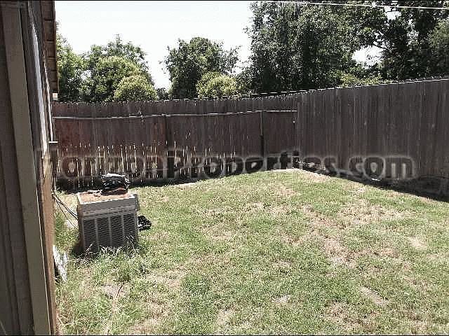 (2) : 4625 Rula Ct North Highlands, CA