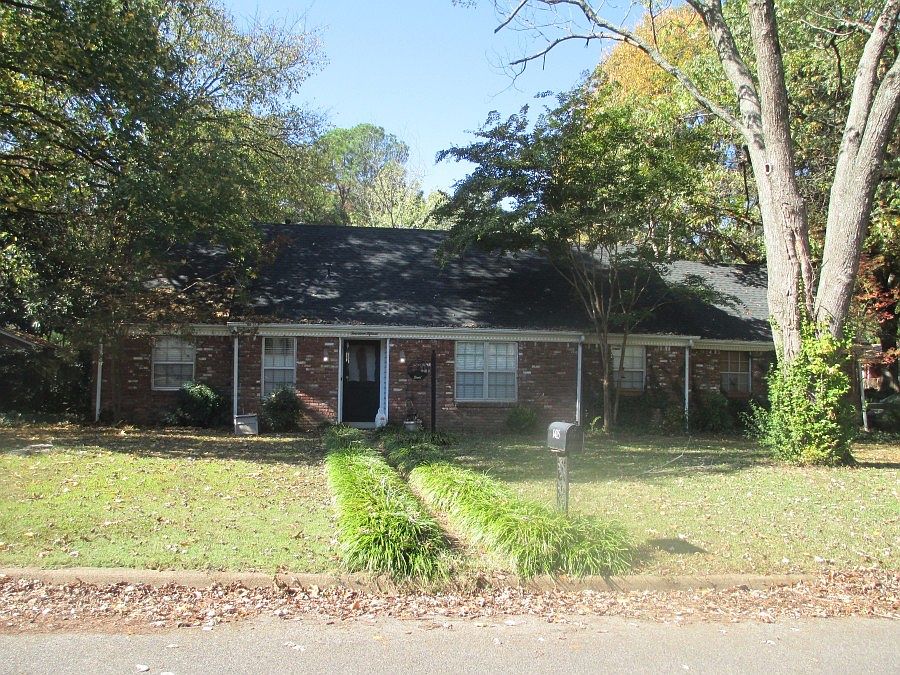 1st image of 1415 Heathcliff Dr