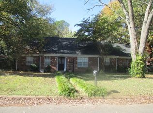 1415 Heathcliff Dr, Memphis, TN 38134