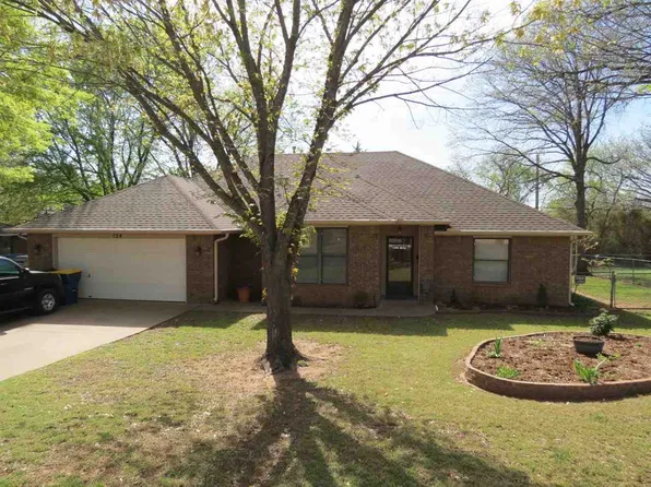 124 N Donaldson Dr, Stillwater, OK 74075