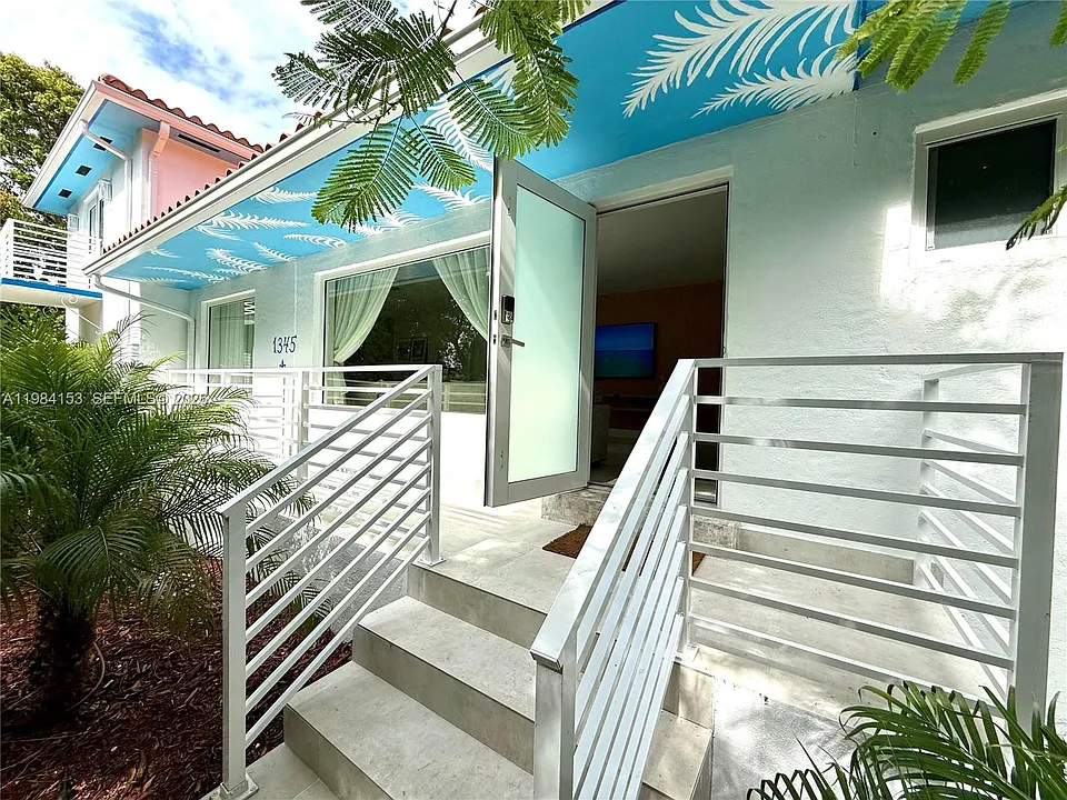 1345 SW 14th Ave
