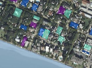103 Strachan Ln, Saint Simons Island, GA 31522