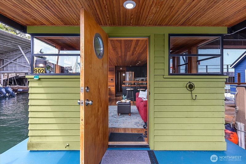 5th image of 2706 Westlake Avenue N #99C