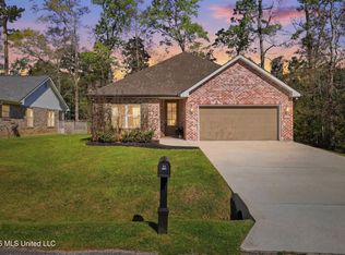 954 Laa La Pl, Diamondhead, MS 39525