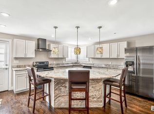 459 High St, Clinton, MA 01510