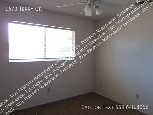 1670 Terry Ct — Photo 4
