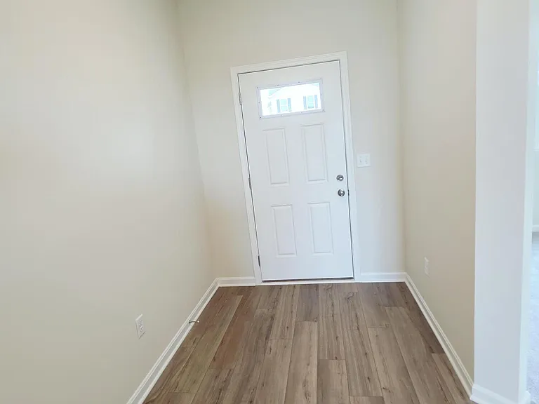 11144 Castlebrook Dr — Photo 8