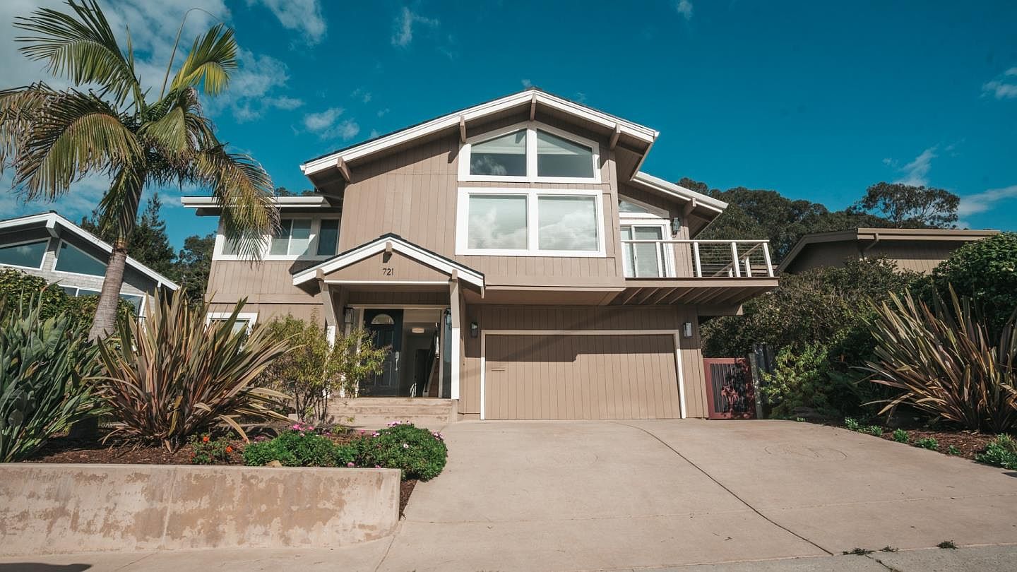 721 Via Palo Alto