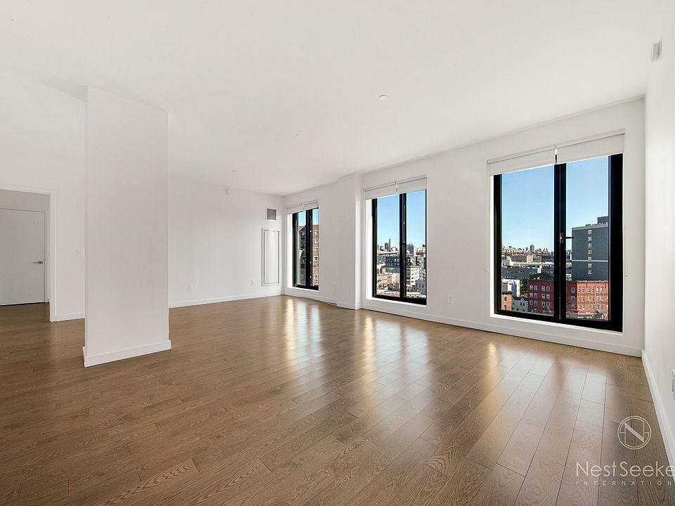 1st image of 11-39 49th Ave #3908