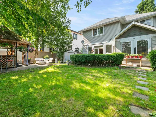 14262 71st Ave, Surrey, BC V3W 2L1