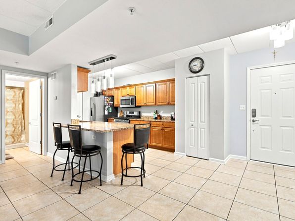 9400 S 79th Ave APT 2E