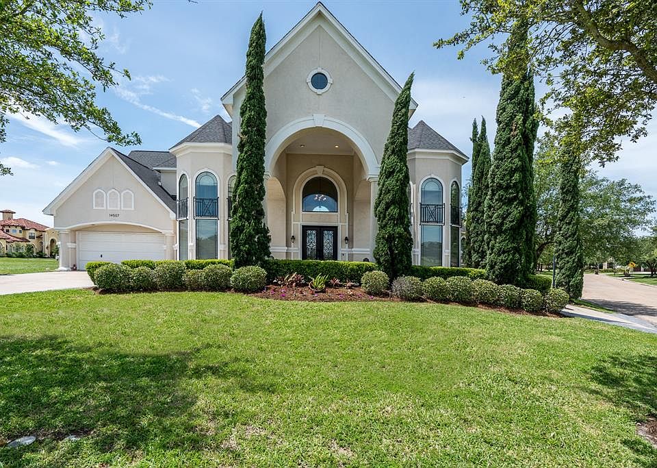 1st image of 14507 Cypress Links Trl