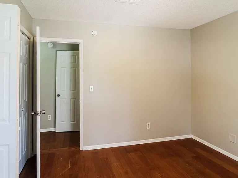 6229 Creekford Ln — Photo 14