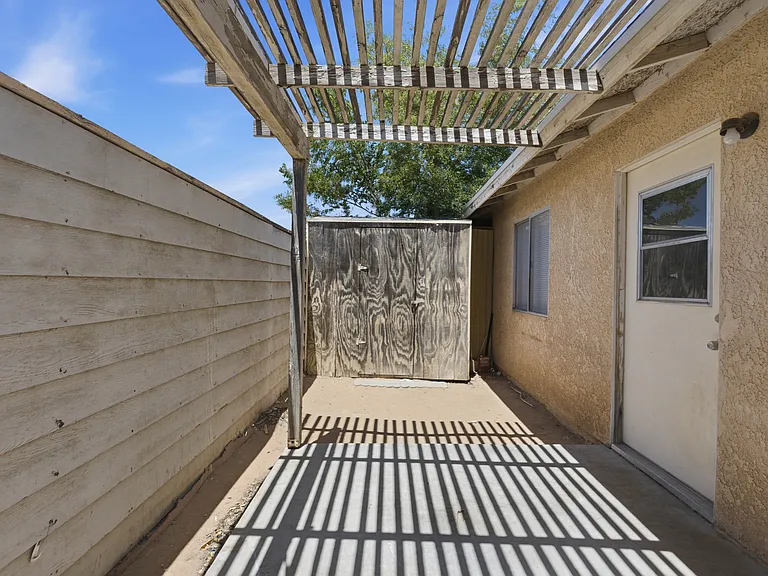 21911 Arapahoe Ave #6 — Photo 14
