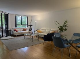 141 Crandon Blvd