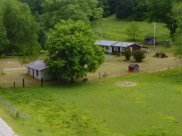 9073 Sherwood Rd, Sherwood, TN 37376