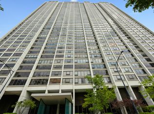 2800 N Lake Shore Dr APT 911, Chicago, IL 60657