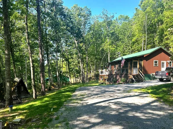 1397 High Valley Dr, Franklin, WV 26807