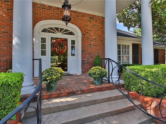2nd image of 1610 Westminster Pl