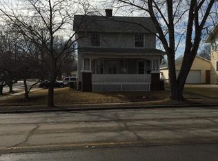 119 S Grant St, Clinton, IL 61727