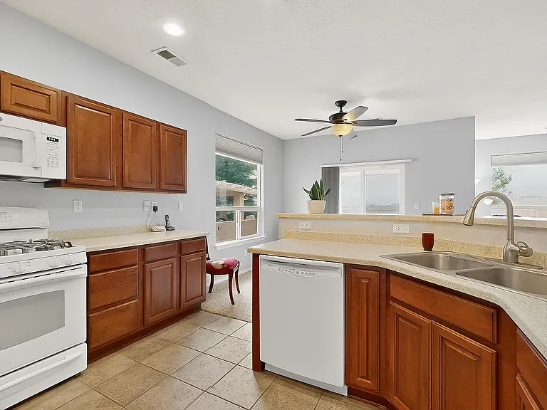 8140 Ventana Azul Ave NW — Photo 5