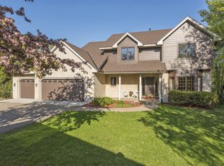 10705 Genevieve Ln, Minnetonka, MN 55305
