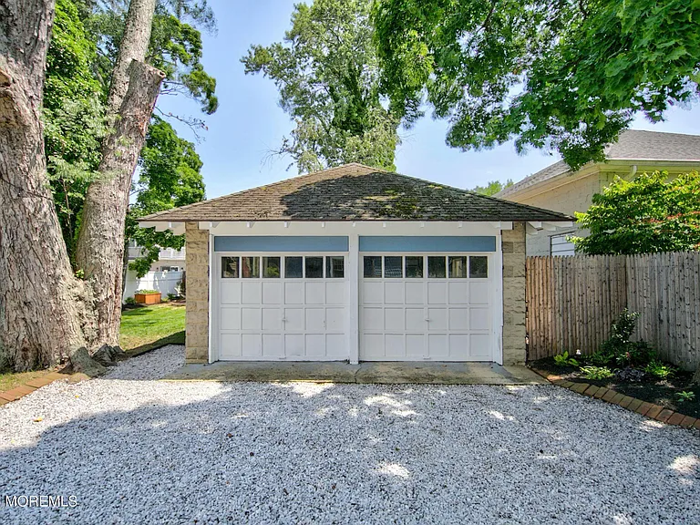 266 River Rd — Photo 54
