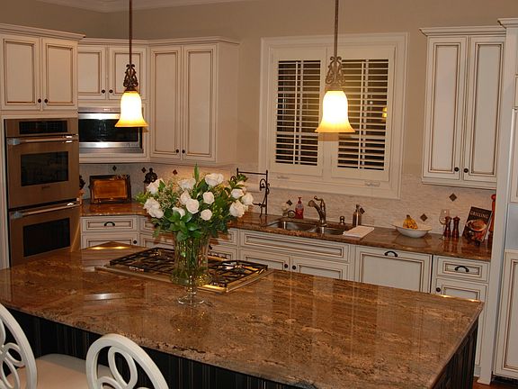2nd image of 808 Verney Ln