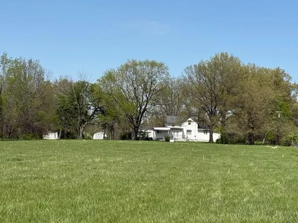 822 W Helm St, Brookfield, MO 64628