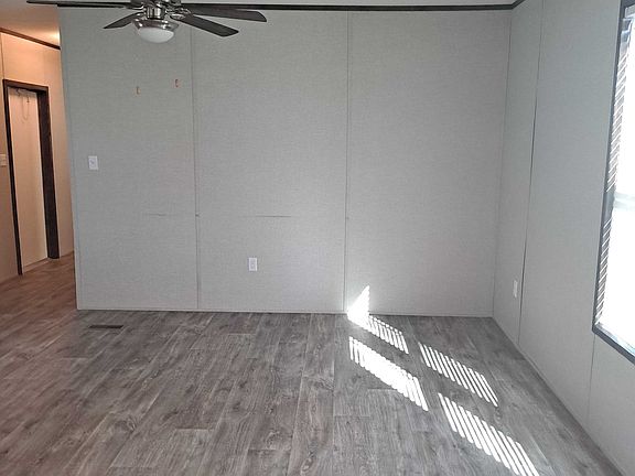 2nd image of 1109 New Dallas Hwy