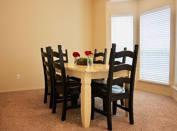 4th image of 3929 Lily Ct