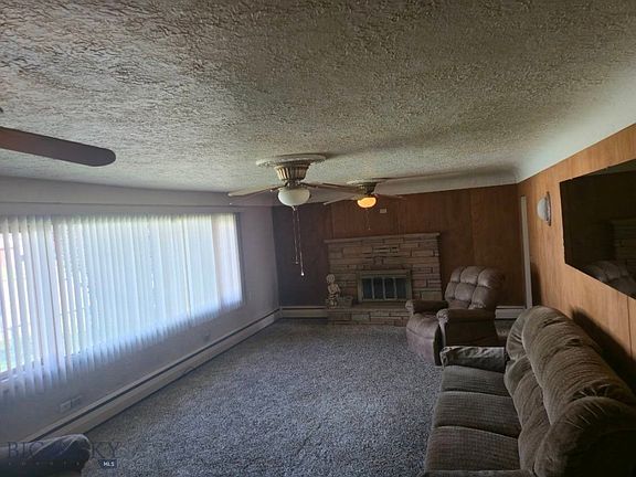 4th image of 2526 Locust St