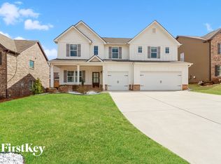 225 Villa Grande Dr, Locust Grove, GA 30248