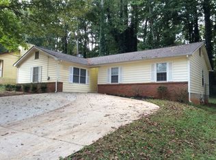 1572 Daniel Ln, Lawrenceville, GA