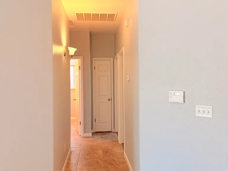 1786 Gibson Ave — Photo 26