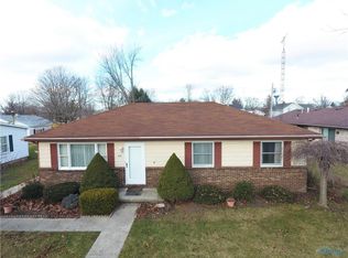 335 Jackson St, Elmore, OH 43416