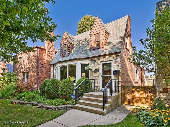 2nd image of 5233 N La Crosse Ave