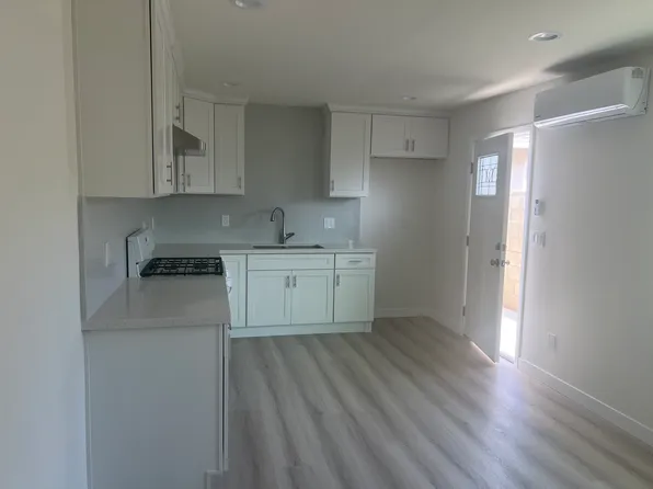 (undisclosed Address), Santa Ana, CA 92707