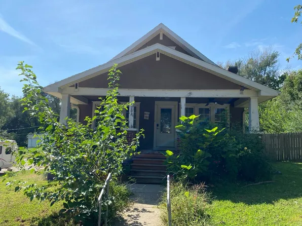 1902 N 2nd St, Saint Joseph, MO 64505